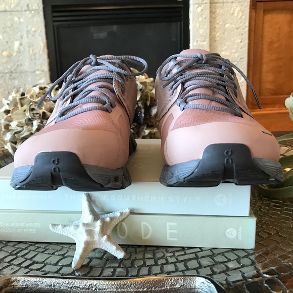 ON CLOUD 5 WATERPROOF ROSE/FOSSIL - Picture 2 of 14